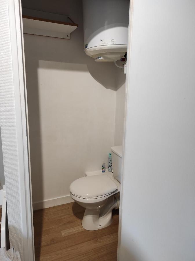 Angers Studio Idealement Situe : 2M Gare, 4M Centre Ville Buitenkant foto